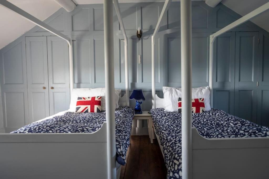 Georgian Country House -Panoramic Views -Sleeps 12 Ruthin Eksteriør billede