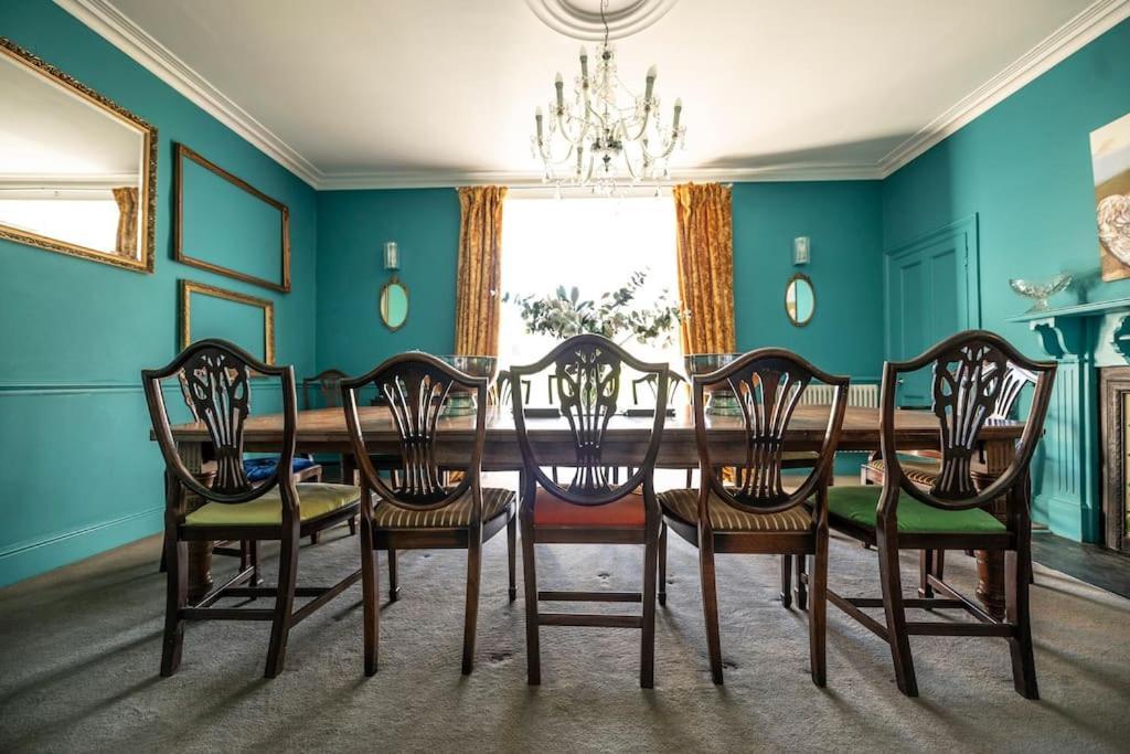 Georgian Country House -Panoramic Views -Sleeps 12 Ruthin Eksteriør billede