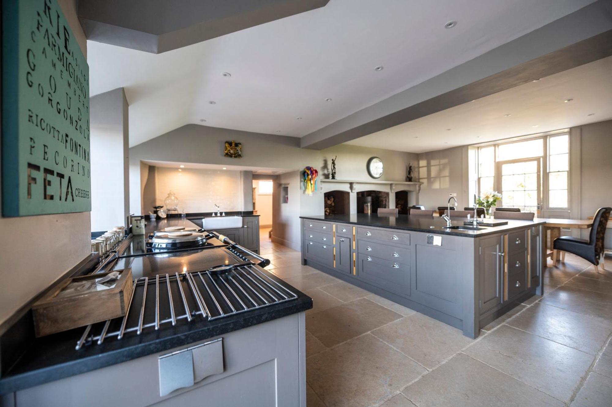 Georgian Country House -Panoramic Views -Sleeps 12 Ruthin Eksteriør billede